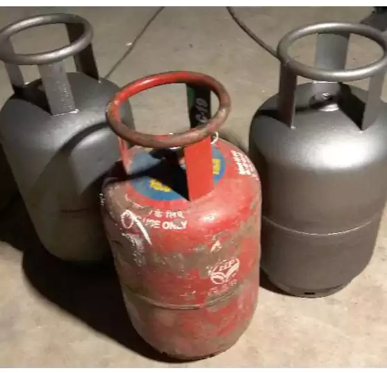 External Shot Blasting Machine for LPG Cylinders
